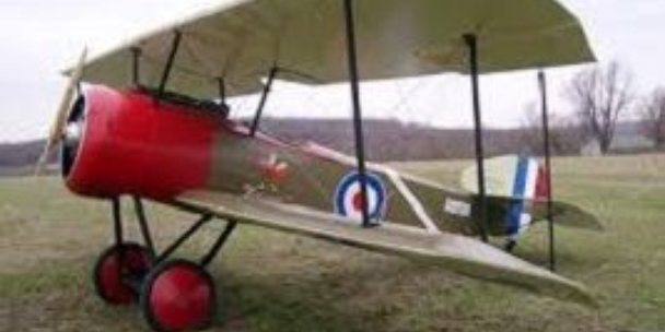 WWI biplane